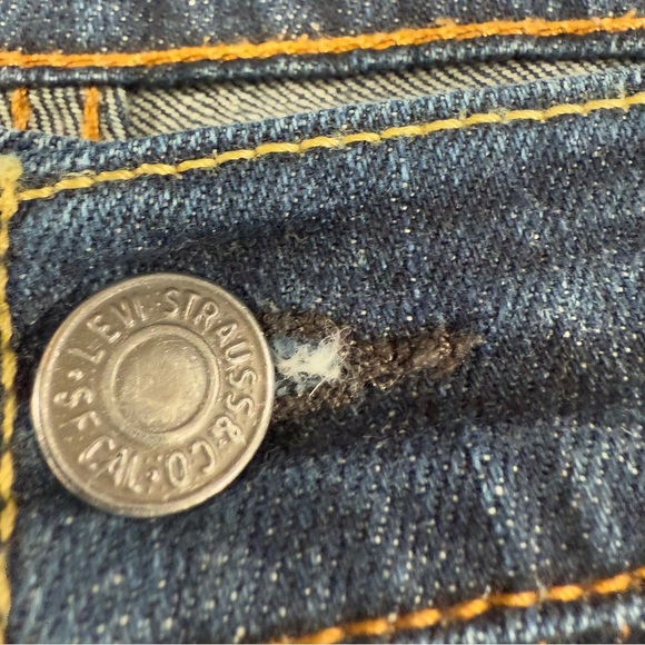 Levi's 541 Men's Blue Jeans Size 38x32 Athletic Fit Straight Leg Dark Med Wash - Picture 2 of 8